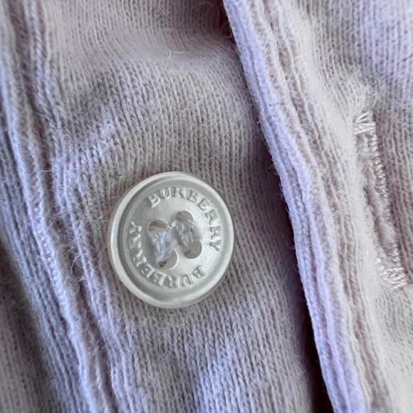 BURBERRY
Girls Light Pink Cotton Onesie with Plaid Peter Pan Collar - Picture 5 of 6